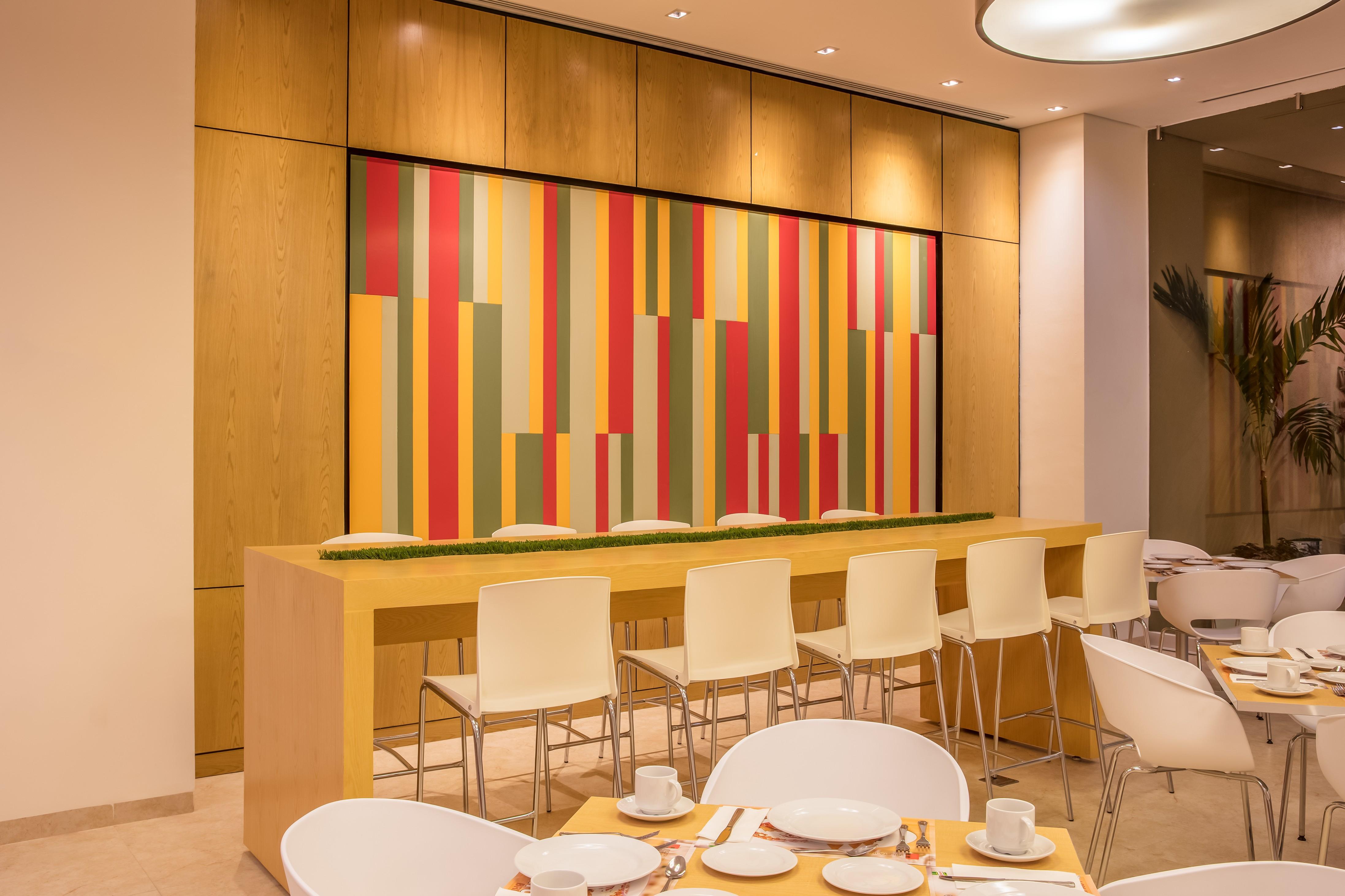 Fiesta Inn Silao Puerto Interior מראה חיצוני תמונה