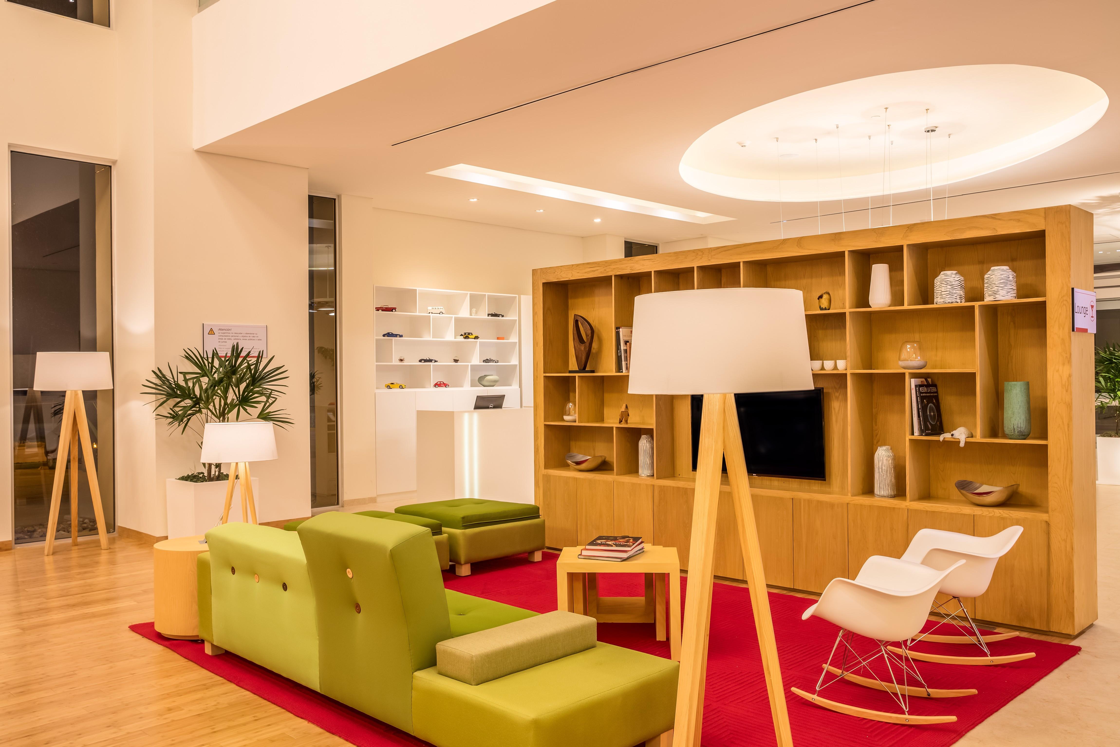 Fiesta Inn Silao Puerto Interior מראה חיצוני תמונה