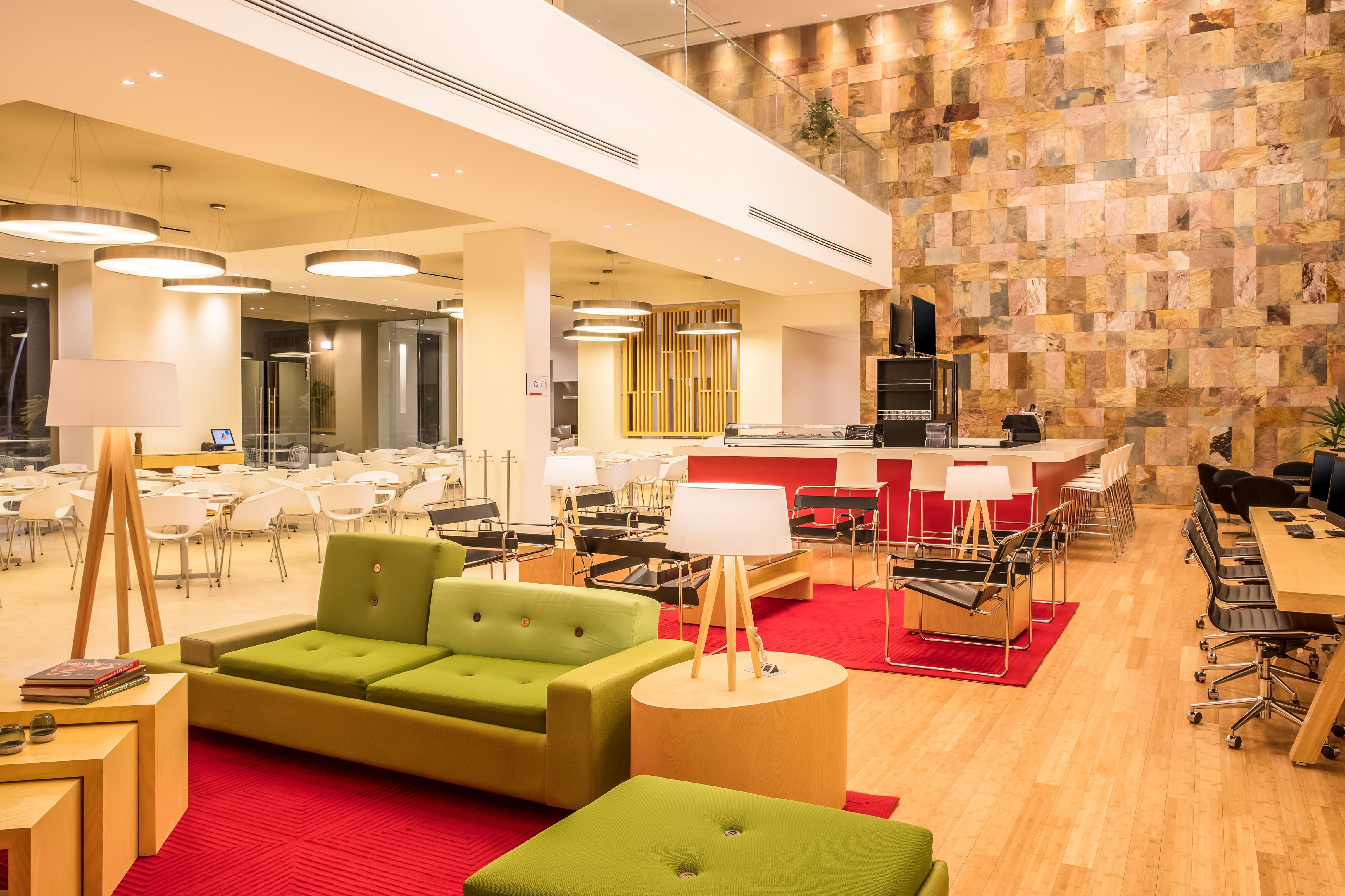 Fiesta Inn Silao Puerto Interior מראה חיצוני תמונה